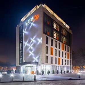 Otel Taurus, Lviv